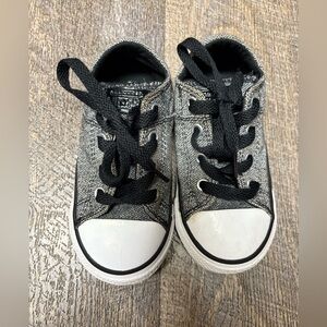 Converse infants Black and White Sneakers